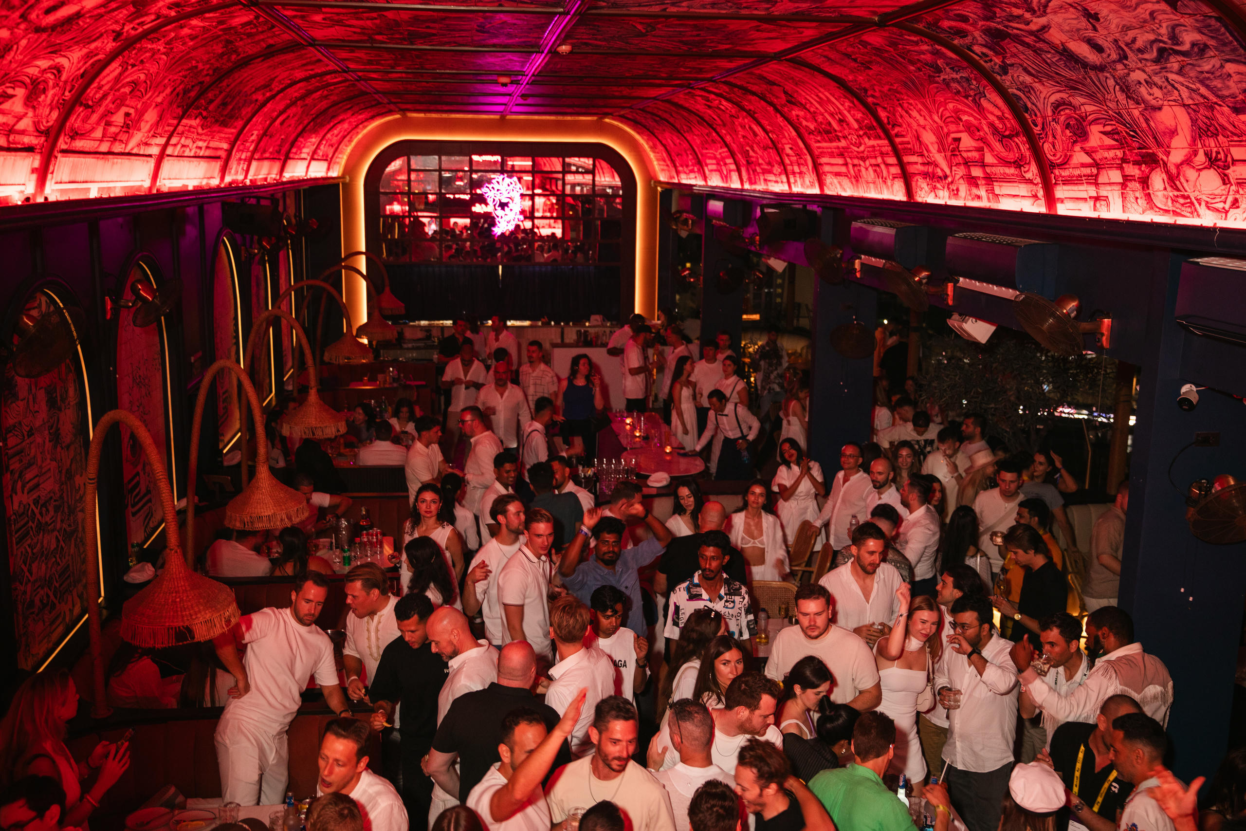 nightclub.jpg